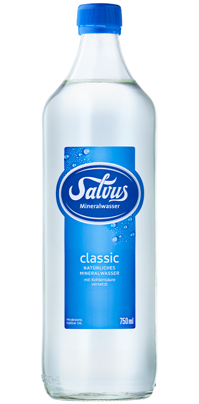 Produktabbildung Salvus Classic Mineralwasser in der Glasflasche.