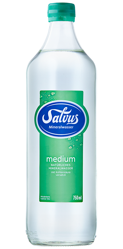 Produktabbildung Salvus Medium Mineralwasser in der Glasflasche.