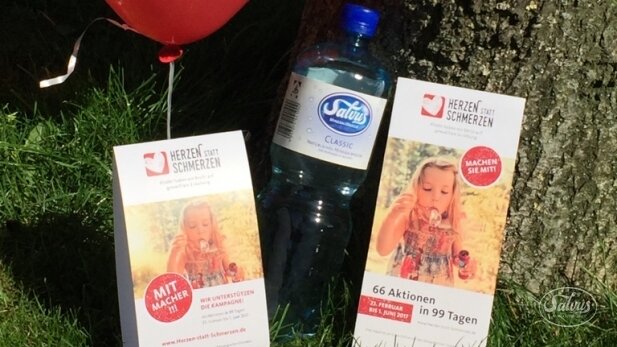 Mit der Unterstützung der Aktion Herzen statt Schmerzen setzt auch Salvus ein Zeichen für den Kinderschutz.