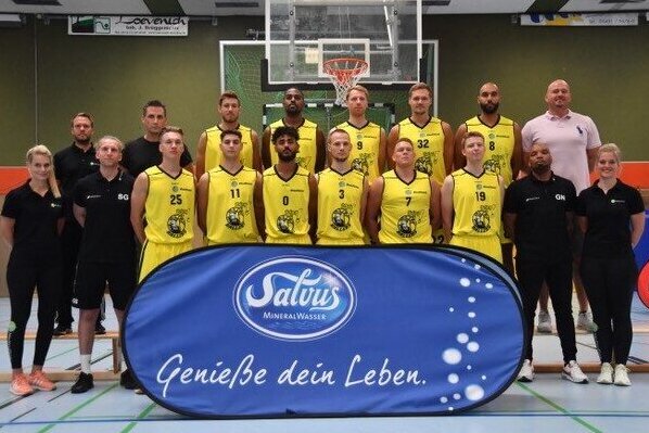 Mannschaftsbild der Basketballmannschaft vom TVI der Saison 2021/2022.